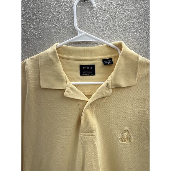 Mens IZOD Polo Shirt Size Medium Silk Yellow Short Sleeve - Picture 2 of 12